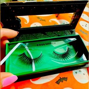 Colourpop’s Boss Witch False Lashes (New) Disney’s Hocus Pocus Collection
